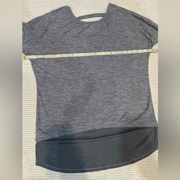 Danskin Ladies Small longsleeve top, blue/grey with sheer extension bottom. - Picture 5 of 13